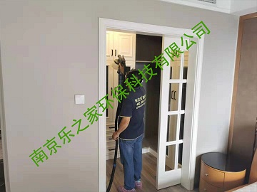 ��ƽ�ɫ���